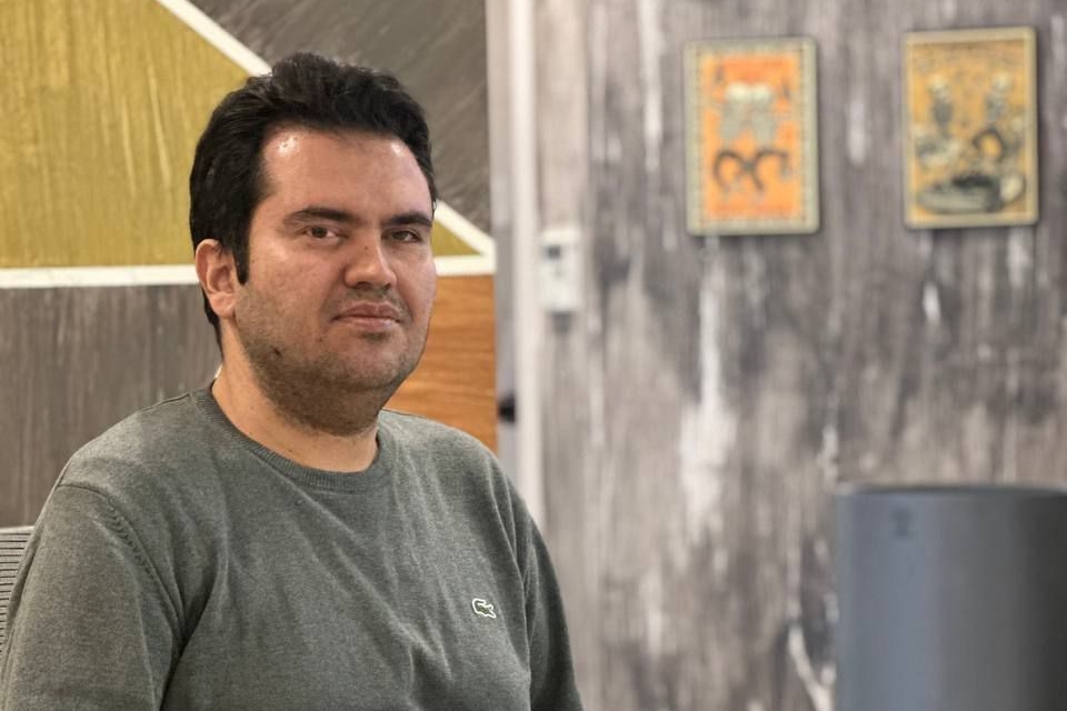 «دنیای ناهمگن»، داستانی از وحید خیرآبادی