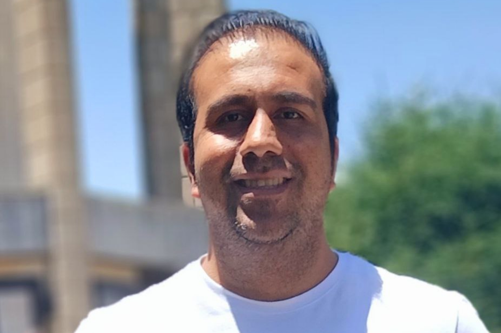 شعری از مجید پیامنی: آسمان دارد سرت، پرواز میخواهی چهکار؟